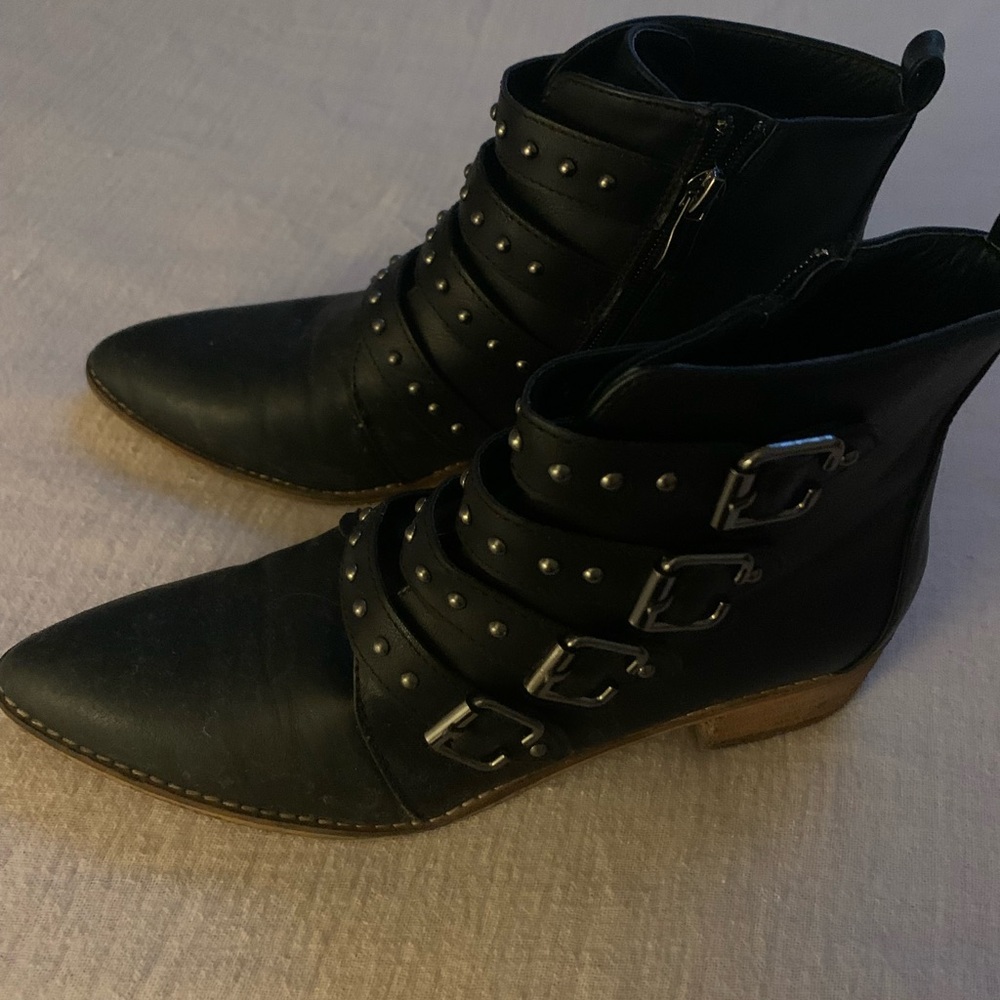 Womens Booties